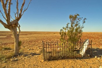 Edith Scobie grave at Mulka