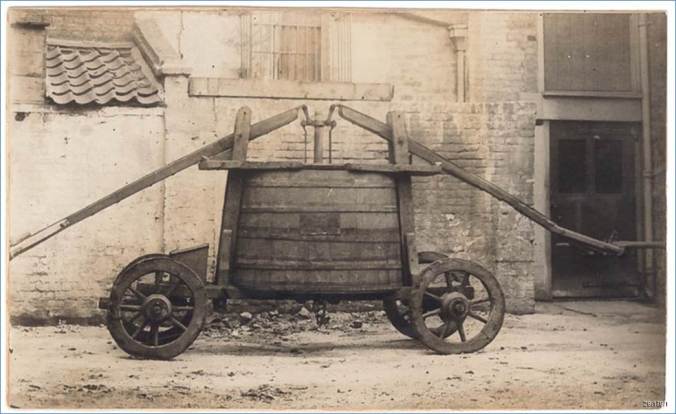 1678-type London fire engine by John Keeling